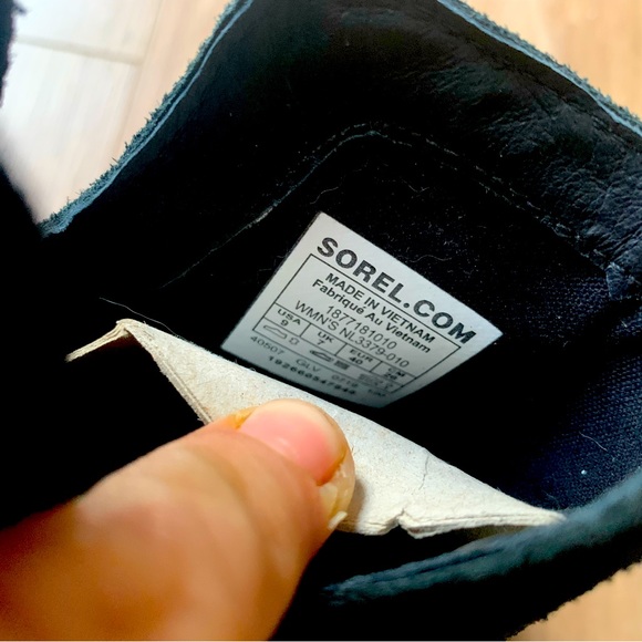 Sorel black boots - Picture 3 of 3